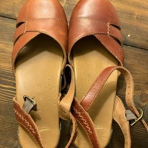 Dansko clogs size 8.5-9/ Euro size 39